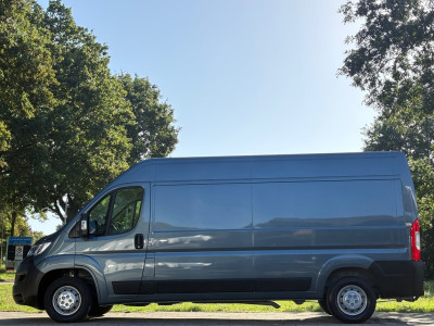 Opel Movano 2.2D 140PK L4H2|trekhaak 2500KG|apple CarPlay|achteruitrijcamera|airco|cruise|drie zitplaatsen|parkeersensoren|EURO6. foto 2