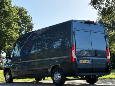 Opel Movano 2.2D 140PK L4H2|trekhaak 2500KG|apple CarPlay|achteruitrijcamera|airco|cruise|drie zitplaatsen|parkeersensoren|EURO6. foto 3