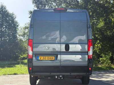 Opel Movano 2.2D 140PK L4H2|trekhaak 2500KG|apple CarPlay|achteruitrijcamera|airco|cruise|drie zitplaatsen|parkeersensoren|EURO6. foto 5
