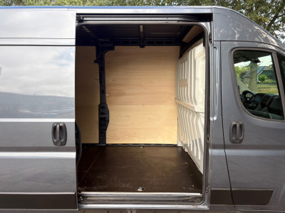Opel Movano 2.2D 140PK L4H3|trekhaak 2500KG|airco|cruise|achteruitrijcamera|apple carplay|navi|drie zitplaatsen, EURO6. foto 11