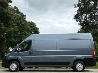 Opel Movano 2.2D 140PK|trekhaak 2500KG|apple CarPlay|achteruitrijcamera|airco|cruise|drie zitplaatsen|parkeersensoren|EURO6 foto 2