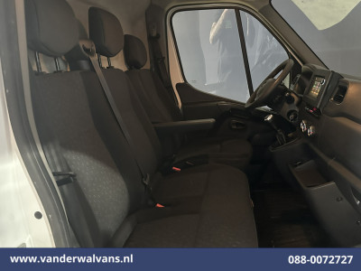 Opel Movano 2.2D 141pk L2H2 Euro6 Airco | Navigatie | Camera | LED | Parkeersensoren Bijrijdersbank foto 6