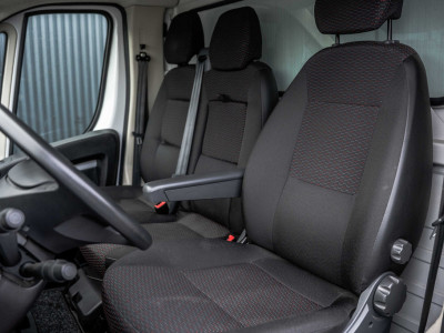 Opel Movano **2.2 D | 3-Zits | Bakwagen met Laadklep en zijdeur | LED | Carplay | Cruise | Climatronic** foto 11