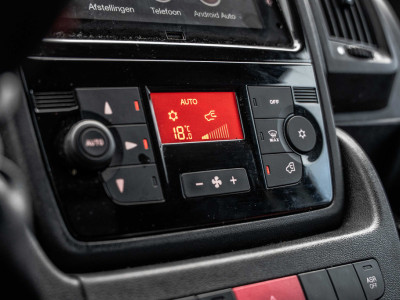 Opel Movano **2.2 D | 3-Zits | Bakwagen met Laadklep en zijdeur | LED | Carplay | Cruise | Climatronic** foto 20