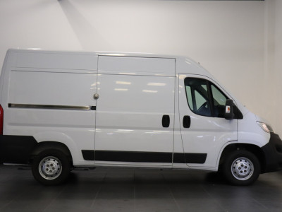 Opel Movano 2.2D L2H2 120PK EURO 6 - Airco - Cruise - € 17.950,- Excl. foto 11