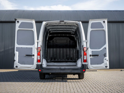 Opel Movano 2.3 CDTI FWD L2H2 | 3-Zits | Cruise | Airco foto 9