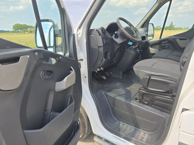 Opel Movano 2.3 CDTI L1H1 - 101 Pk - Euro 5 - Trekhaak - Inrichting foto 13