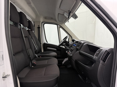 Opel Movano 2.3CDTi 140PK Bakwagen+Laadlift | Dakspoiler | Airco | Cruise | 3-Zits foto 21