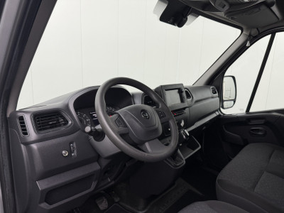 Opel Movano 2.3Turbo 135PK Bakwagen+Laadklep | Dakspoiler | Zijdeur | Navigatie | Airco | Cruise | 3-Zits foto 3
