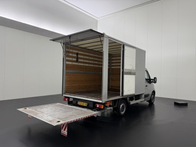 Opel Movano 2.3Turbo 135PK Bakwagen+Laadklep | Dakspoiler | Zijdeur | Navigatie | Airco | Cruise | 3-Zits foto 4