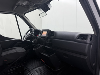 Opel Movano 2.3Turbo 150PK Bakwagen+Laadklep | 1080Kg Laadvermogen | Navigatie | 360 Camera | Airco | Cruie 21