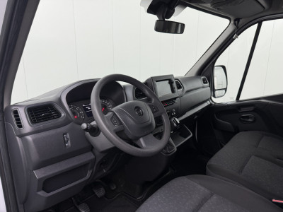 Opel Movano 2.3Turbo Bakwagen+Achterdeuren | Dakspoiler | Navigatie | Camera | Airco | Cruise | 3-Zits foto 3