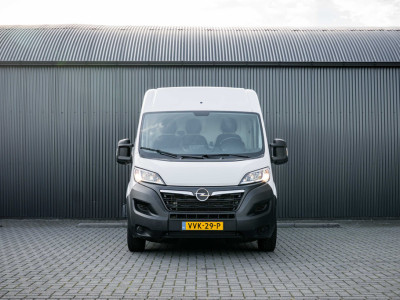 Opel Movano L2H2 | 140PK | 3-Zits | Camera | Carplay | Cruise | Climate | Trekhaak foto 3