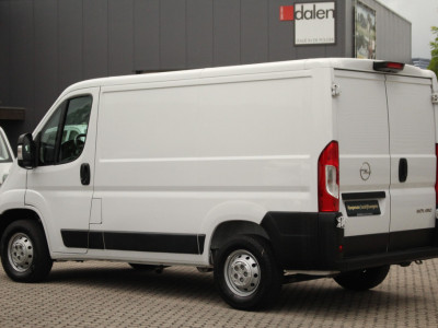 Opel Movano 2.2D 140pk L1H1 3.5t | Cruise | Carplay/Android | Navi | Camera | PDC | Lease 360,- p/m foto 11