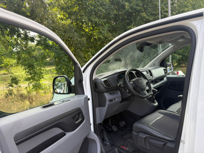 Opel VIVARO 1.5 CDTI L2H1 Edition|airco|cruise|parkeersensoren achter|bluetooth|drie zitplaatsen|verwarmbare buitenspiegels|EURO6 foto 11