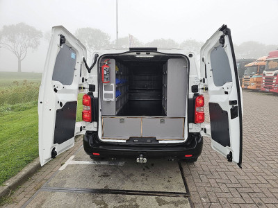 Opel VIVARO 1.5 L2 3-Zits/Leer Euro6 NAP Airco Trekhaak Wp-inrichting Onderhouds-historie 1e Eigenaar! foto 13