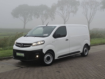 Opel VIVARO 1.5 L2 3-Zits/Leer Euro6 NAP Airco Trekhaak Wp-inrichting Onderhouds-historie 1e Eigenaar! foto 2