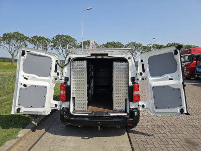 Opel VIVARO 1.5 L2 NAP Navi Trekhaak 13