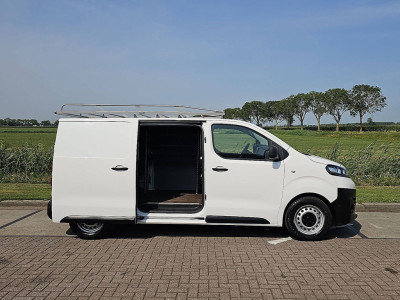 Opel VIVARO 1.5 L2 NAP Navi Trekhaak 14