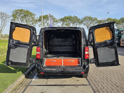 Opel VIVARO 2.0 L2 Navi Automaat NAP Lm-Velgen 145Pk Euro6 1e Eigenaar 3-Zits Onderhoudshistorie! foto 15
