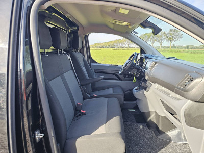 Opel VIVARO 2.0 L2 Navi Automaat NAP Lm-Velgen 145Pk Euro6 1e Eigenaar 3-Zits Onderhoudshistorie! foto 7