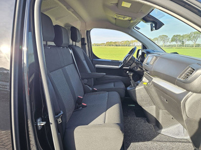 Opel VIVARO 2.0 L3H1 Xenon LED Automatische Airco 3 Zits Camera Carplay PDC Cruise Control Euro6 145 PK foto 7