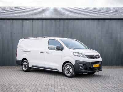Opel Vivaro 1.5 | 3-Zits | 1e Eigenaar | Camera | Inrichting | Cruise | Airco | Trekhaak 4