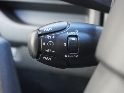Opel Vivaro 1.5 BlueHDi L2 120PK EURO 6 - Airco - Navi - Cruise - €14.900,- Excl. foto 17