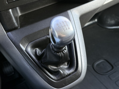 Opel Vivaro 1.5 CDTI 120 PK / L1H1 / CAMERA / BLINDSPOT / CARPLAY / 3-ZITS / CRUISE / AIRCO / LED foto 18