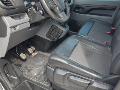 Opel Vivaro 1.5 CDTI L2H1 , Werkplaats inrichting , Euro 6 , 1e Eig. Camera , navi , cruise , in pracht staat. 11