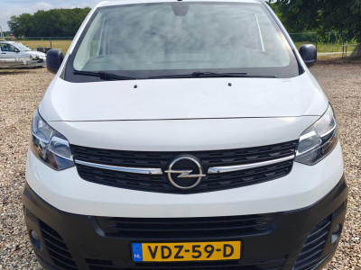 Opel Vivaro 1.5 CDTI L2H1 , Werkplaats inrichting , Euro 6 , 1e Eig. Camera , navi , cruise , in pracht staat. 9