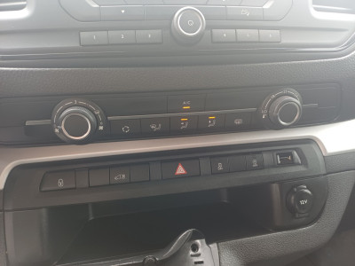 Opel Vivaro 1.5 CDTI L3H1 Selection AIRCO/TREKHAAK/3PERS/6BAK/CRUISE/PDC 16