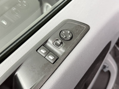 Opel Vivaro 1.5CDTI XXL Edition | Multimedia | Navigatie | Camera | 3-Zits | Betimmering foto 8