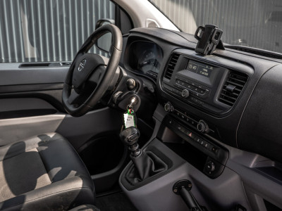 Opel Vivaro 1.5 L2H1 | 3-Zits | 1e Eigenaar | Cruise | Airco 2