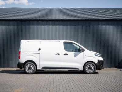 Opel Vivaro 1.5 L2H1 | 3-Zits | 1e Eigenaar | Cruise | PDC | Airco 6
