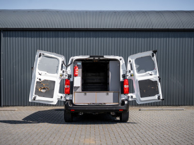 Opel Vivaro 1.5 L2H1 | 3-Zits | 1e Eigenaar | Cruise | PDC | Airco 9