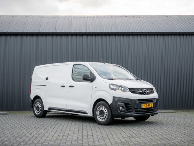 Opel Vivaro 1.5 L2H1 | Volledig ingericht | 1e Eigenaar | Cruise | PDC | Airco | 3-Zits foto 4