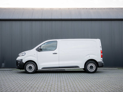 Opel Vivaro 1.5 L2H1 | Volledig ingericht | 1e Eigenaar | Cruise | PDC | Airco | 3-Zits foto 5