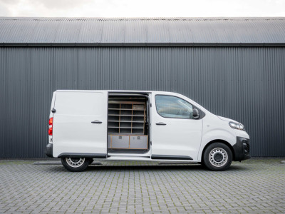 Opel Vivaro 1.5 L2H1 | Volledig ingericht | 1e Eigenaar | Cruise | PDC | Airco | 3-Zits foto 7