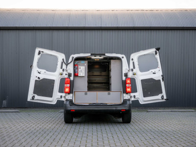 Opel Vivaro 1.5 L2H1 | Volledig ingericht | 1e Eigenaar | Cruise | PDC | Airco | 3-Zits foto 9