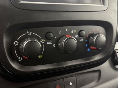 Opel Vivaro 1.6CDTI 120PK Lang Dubbele Cabine 6-Persoons | Navigatie | Imperiaal | Trekhaak | Airco | Cruise foto 19
