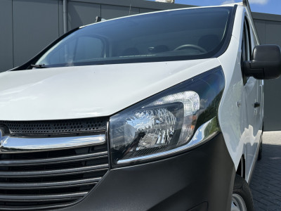 Opel Vivaro 1.6 CDTI 122 PK E6 / L2H1 / IMPERIAAL / TREKHAAK / 3 ZITS / AIRCO / NAVI / CRUISE 13