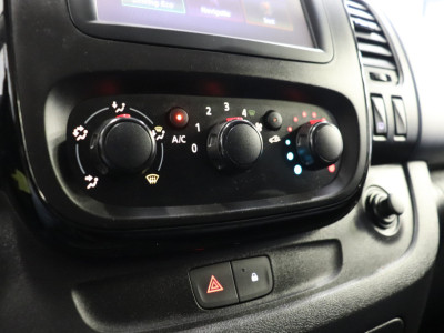 Opel Vivaro 1.6 CDTI 125PK EURO 6 - Airco - Navi - Cruise - € 9.450,- Excl. 14