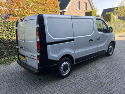 Opel Vivaro 1.6 CDTI 125PK Euro6 L1H1 Edition EcoFlex â airco â navigatie foto 2