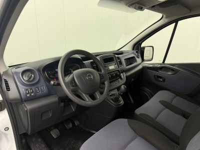 Opel Vivaro 1.6CDTI Edition Imperiaal | Trekhaak | Airco | Cruise | 3-Zits foto 3