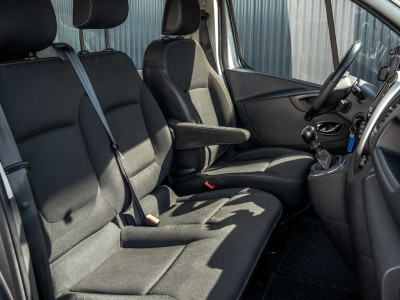 Opel Vivaro 1.6 CDTI L2H1 | 125PK | DC 6-Zits | Camera | Cruise | Airco | Trekhaak foto 13