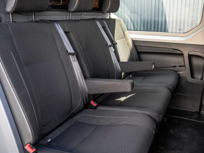 Opel Vivaro 1.6 CDTI L2H1 | 125PK | DC 6-Zits | Camera | Cruise | Airco | Trekhaak foto 14