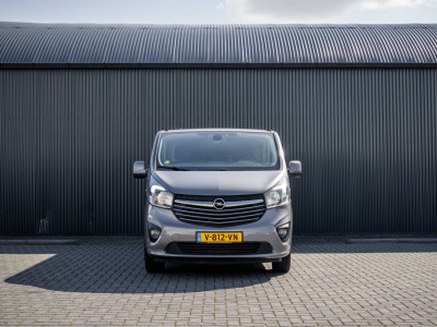 Opel Vivaro 1.6 CDTI L2H1 | 125PK | DC 6-Zits | Camera | Cruise | Airco | Trekhaak foto 3