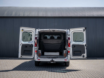 Opel Vivaro 1.6 CDTI L2H1 | 146 PK | DC 5-Zits | MARGE | Cruise | Camera | Zijschuifdeur R+L | Airco | Trekhaak foto 10