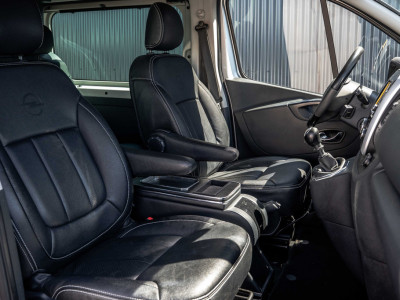 Opel Vivaro 1.6 CDTI L2H1 | 146 PK | DC 5-Zits | MARGE | Cruise | Camera | Zijschuifdeur R+L | Airco | Trekhaak foto 14